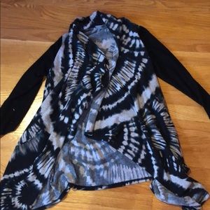 South moon under long cardigan